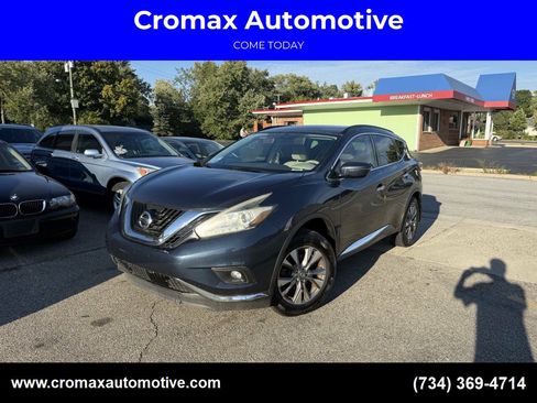 Used 2015 Nissan Murano SV w/ Cargo Package w/Cover FWD image 1