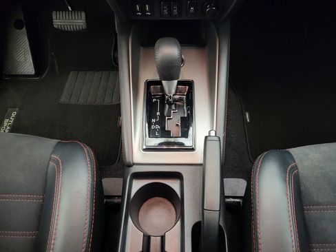 Used 2024 Mitsubishi Outlander Sport AWD image 29