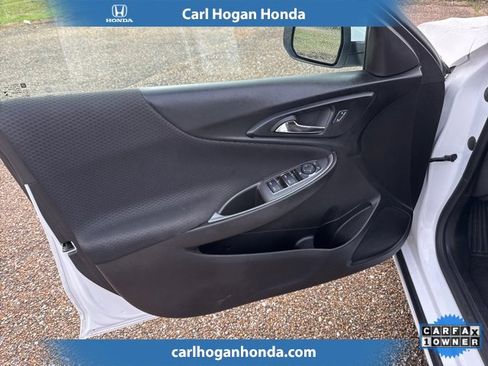 Used 2024 Chevrolet Malibu LT image 15