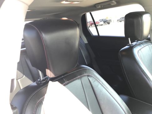 Used 2015 GMC Terrain SLT w/ Open Road Package image 12