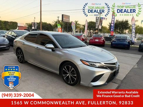Used 2018 Toyota Camry SE image 13