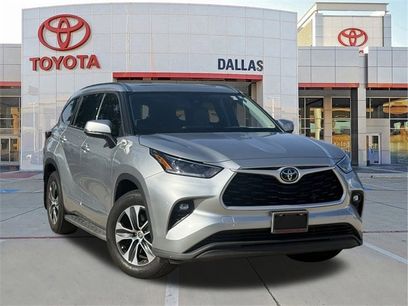 Used 2021 Toyota Highlander XLE