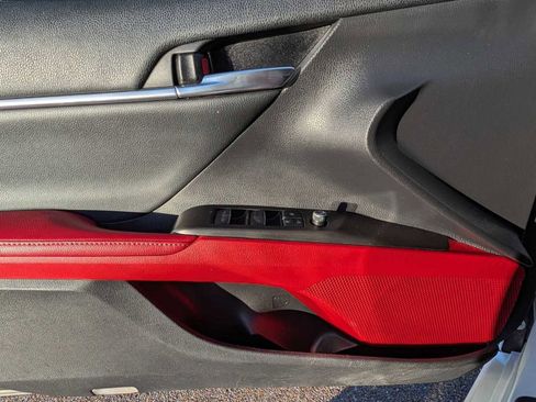 Used 2021 Toyota Camry XSE image 20