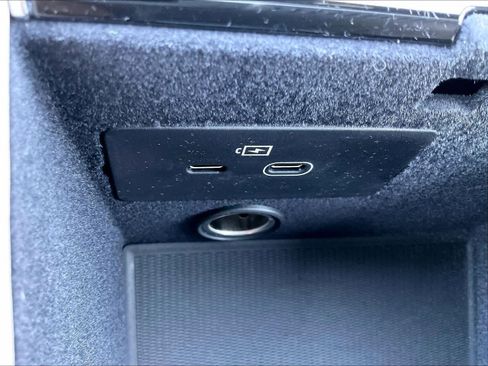 New 2026 Volvo XC90 T8 Plus w/ Protection Package Premier image 23