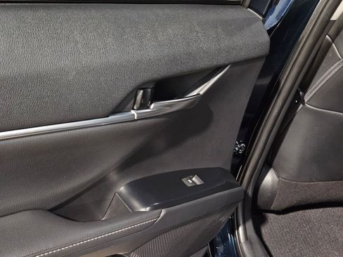 Used 2020 Toyota Camry XSE image 35