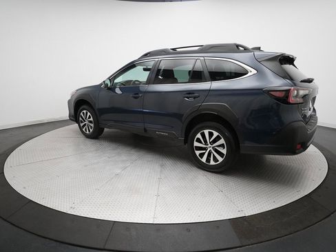 Used 2024 Subaru Outback Premium w/ Popular Package #1A image 12