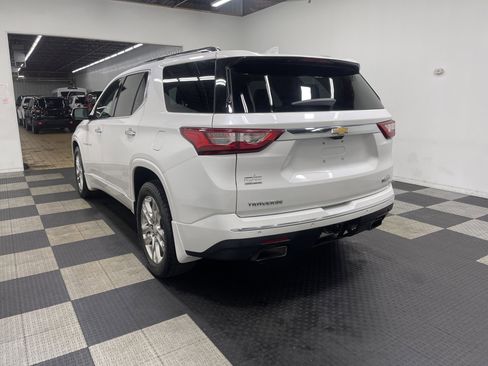 Used 2018 Chevrolet Traverse High Country image 2