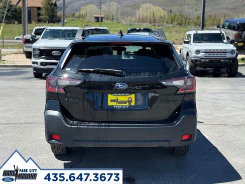 Used 2025 Subaru Outback Onyx Edition AWD/4WD image 4