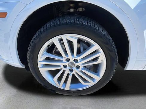 Used 2018 Audi Q5 2.0T Premium Plus w/ Premium Plus Package image 10