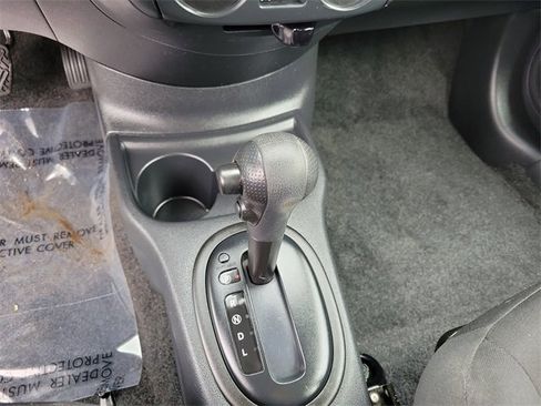 Used 2016 Nissan Versa S Plus image 19