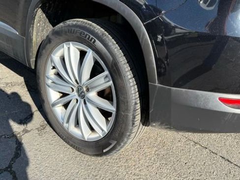 Used 2013 Volkswagen Tiguan SE image 7
