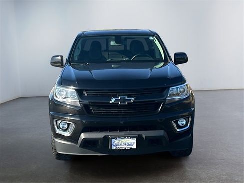 Used 2017 Chevrolet Colorado Z71 w/ Z71 Midnight Edition image 8