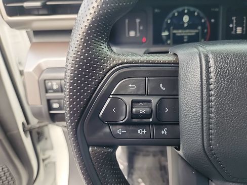 Used 2024 Toyota Tacoma SR5 AWD/4WD image 20