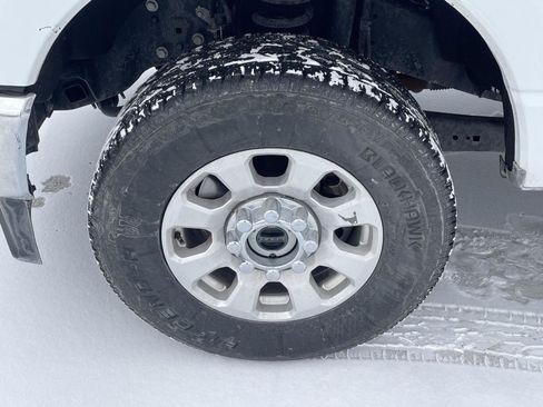 Certified 2024 Ford F350 XLT w/ FX4 Off-Road Package image 3