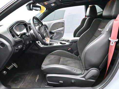 Used 2022 Dodge Challenger SRT Hellcat Redeye image 13