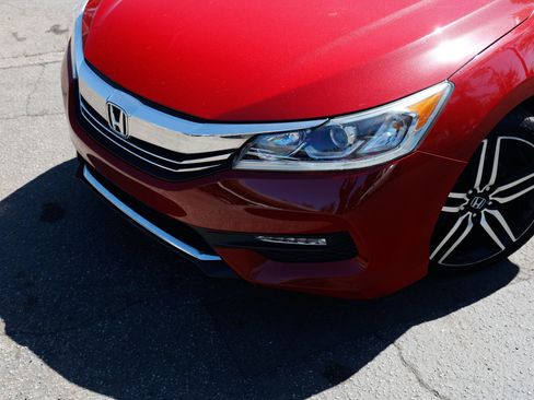 Used 2016 Honda Accord Sport image 25