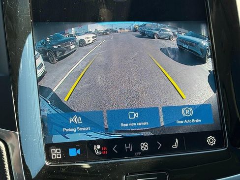 Used 2023 Volvo XC90 B6 Core w/ Protection Package Premier image 22