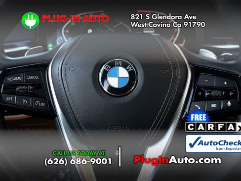 Used 2023 BMW 530i xDrive w/ Convenience Package image 21