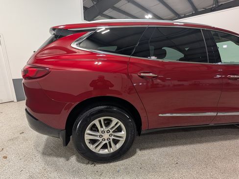 Used 2019 Buick Enclave Premium AWD/4WD image 10