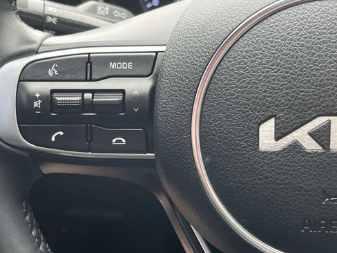 Used 2022 Kia K5 EX w/ EX Premium Package image 16