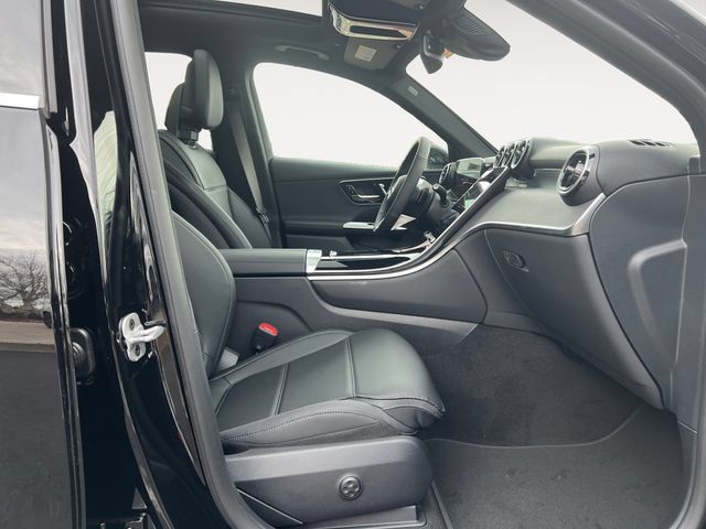 Used 2026 Mercedes-Benz GLC 300 4MATIC image 15