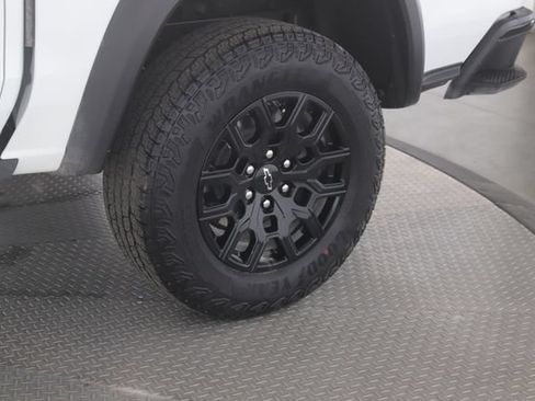 Used 2026 Chevrolet Colorado Trail Boss AWD/4WD image 14