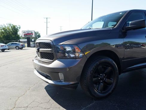 Used 2019 RAM 1500 Express w/ Express Value Package AWD/4WD image 16