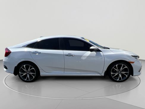 Used 2021 Honda Civic Touring image 6