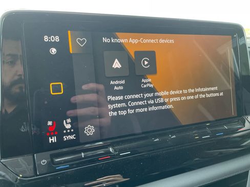 Used 2025 Volkswagen Atlas Peak Edition SE image 21