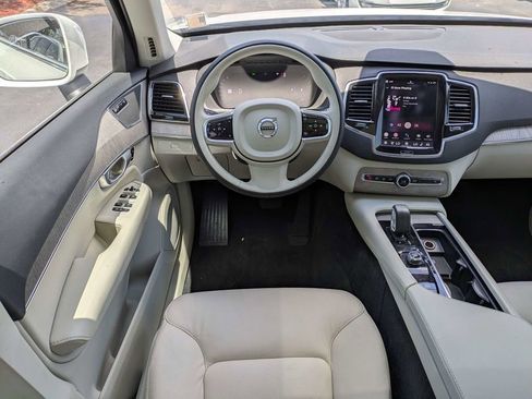 Used 2024 Volvo XC90 B5 Plus w/ Protection Package AWD/4WD image 22
