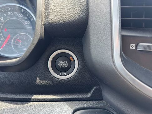 Used 2022 RAM 1500 Big Horn AWD/4WD image 16