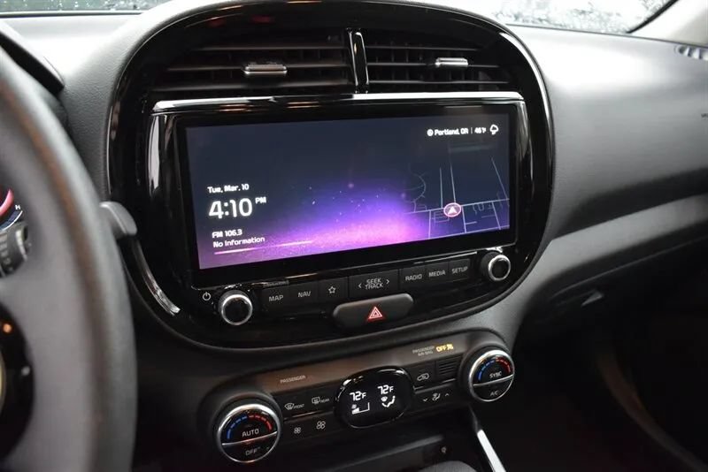 Used 2023 Kia Soul S FWD image 20