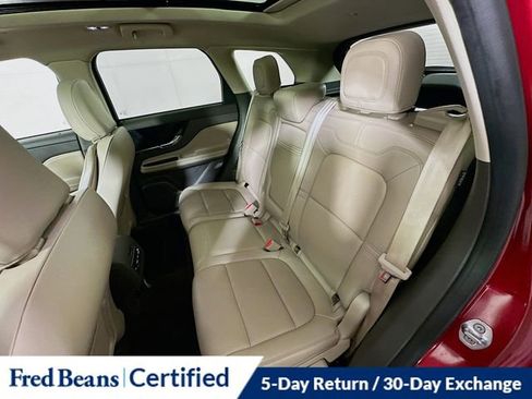 Used 2021 Lincoln Corsair AWD w/ Premium Package image 27