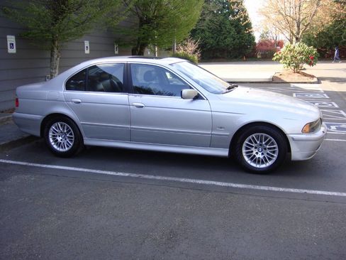 Used 2002 BMW 530i Sedan image 5
