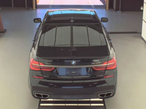 Used 2018 BMW M760i xDrive w/ Luxury Rear Seating Package AWD/4WD image 6