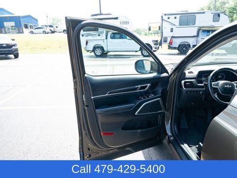 Used 2025 Kia Telluride S AWD/4WD image 13