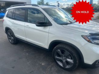 Used 2019 Honda Passport Touring video 1