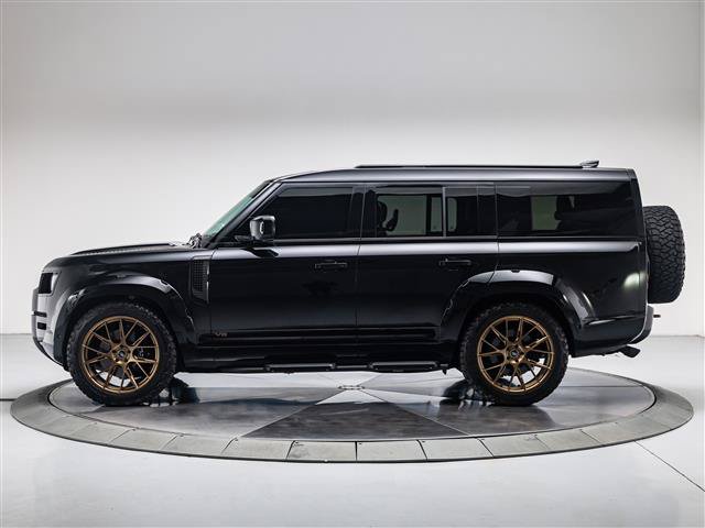 New 2026 Land Rover Defender 130 V8 AWD/4WD image 2