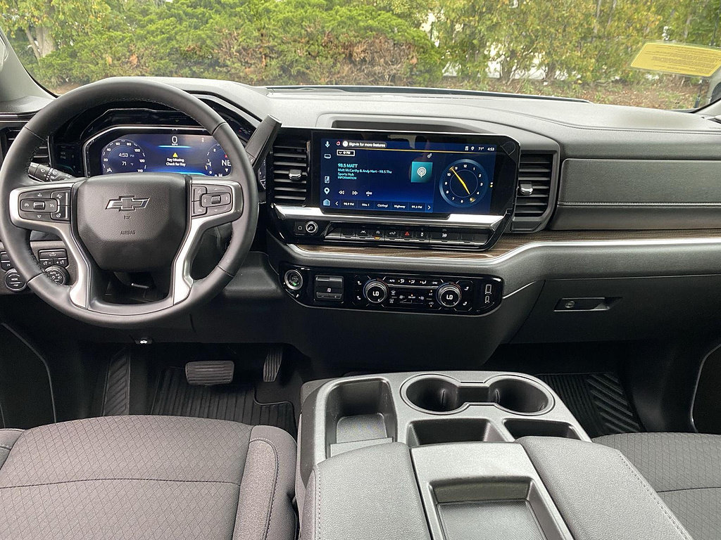 Certified 2025 Chevrolet Silverado 1500 RST AWD/4WD image 14