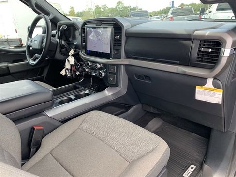 Used 2025 Ford F150 XLT w/ Equipment Group 301A Standard image 14