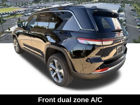 New 2026 Jeep Grand Cherokee Limited w/ Luxury Tech Group II RWD image 6