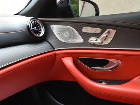 Used 2022 Mercedes-Benz AMG GT 43 image 30