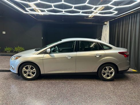 Used 2013 Ford Focus SE image 4