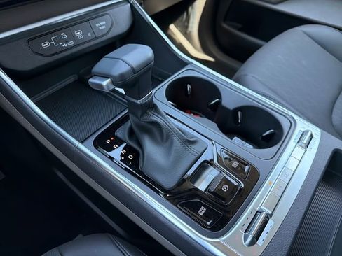 New 2026 Kia Carnival SX FWD image 14