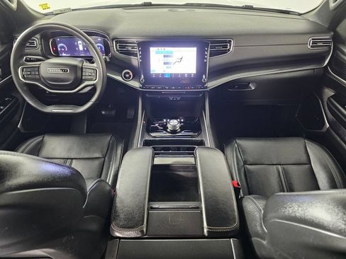 Used 2022 Jeep Wagoneer Series I AWD/4WD image 21
