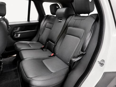 Used 2018 Land Rover Range Rover HSE AWD/4WD image 16