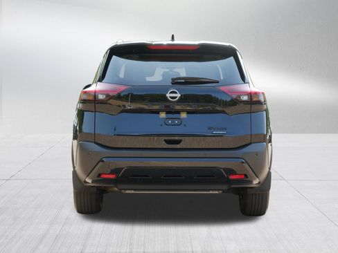 Certified 2023 Nissan Rogue SV w/ SV Premium B Package AWD/4WD image 6
