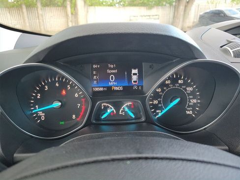 Used 2017 Ford Escape SE FWD image 15