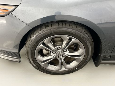 Used 2023 Honda Accord EX image 11