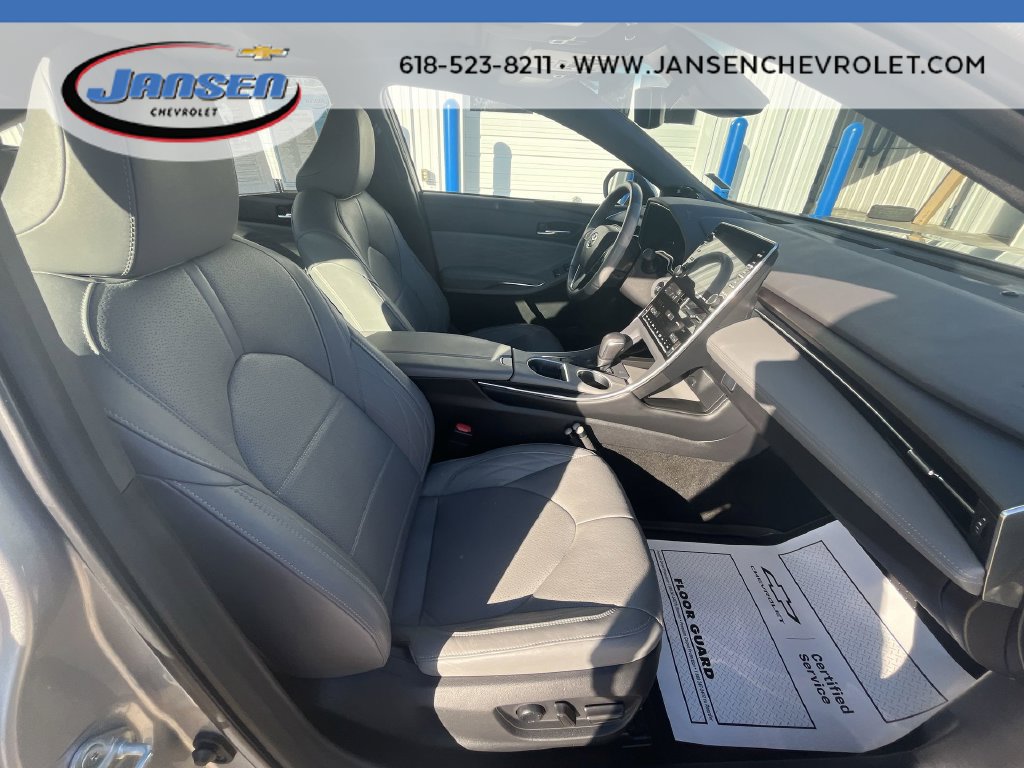 Used 2021 Toyota Avalon Limited w/ Advanced Safety Package FWD image 28
